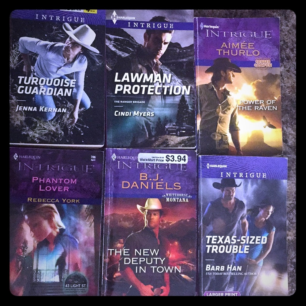 HARLEQUIN INTRIGUE  romance books